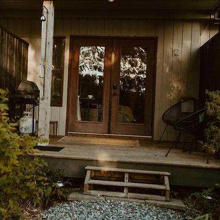 Lunar Cove Inn Charters And Tours Tofino Luaran gambar