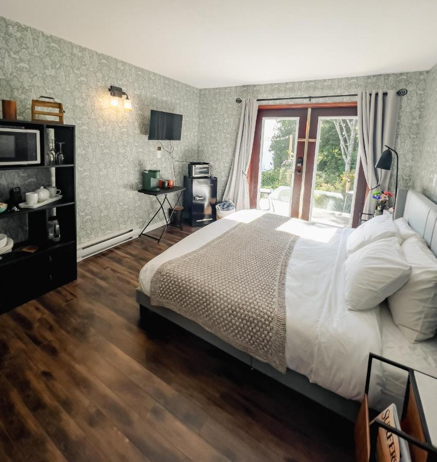 Lunar Cove Inn Charters And Tours Tofino Luaran gambar