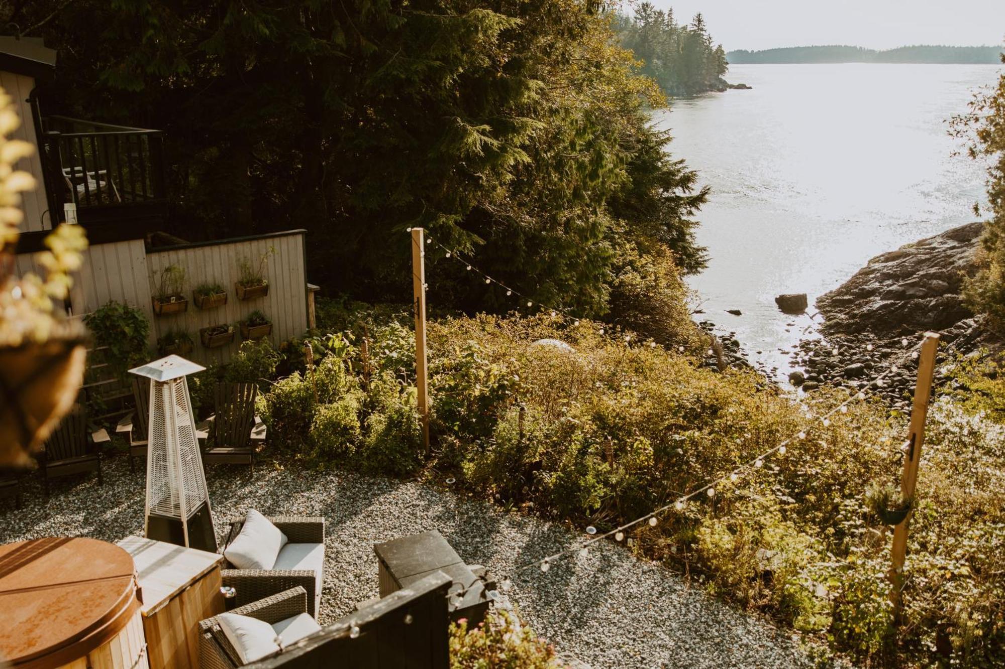 Lunar Cove Inn Charters And Tours Tofino Luaran gambar